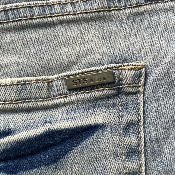 STS Blue‎ Distressed Denim Shorts Frayed Denim Jean Shorts Size 25 Thrashed - Picture 4 of 15